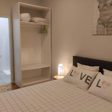 Suites Room Privatunterkunft