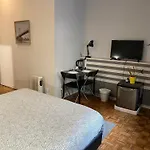 Quarto em Acomodações Particulares Suítes *