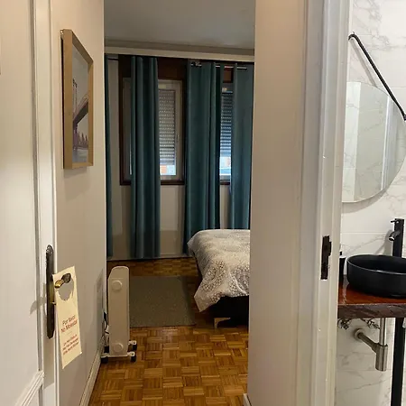 Suite Room Em Porto Alloggio in famiglia